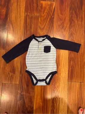 Baby Gap Striped One-Piece Henley Bodysuit - Navy/Light Blue. Size 6-12 Months